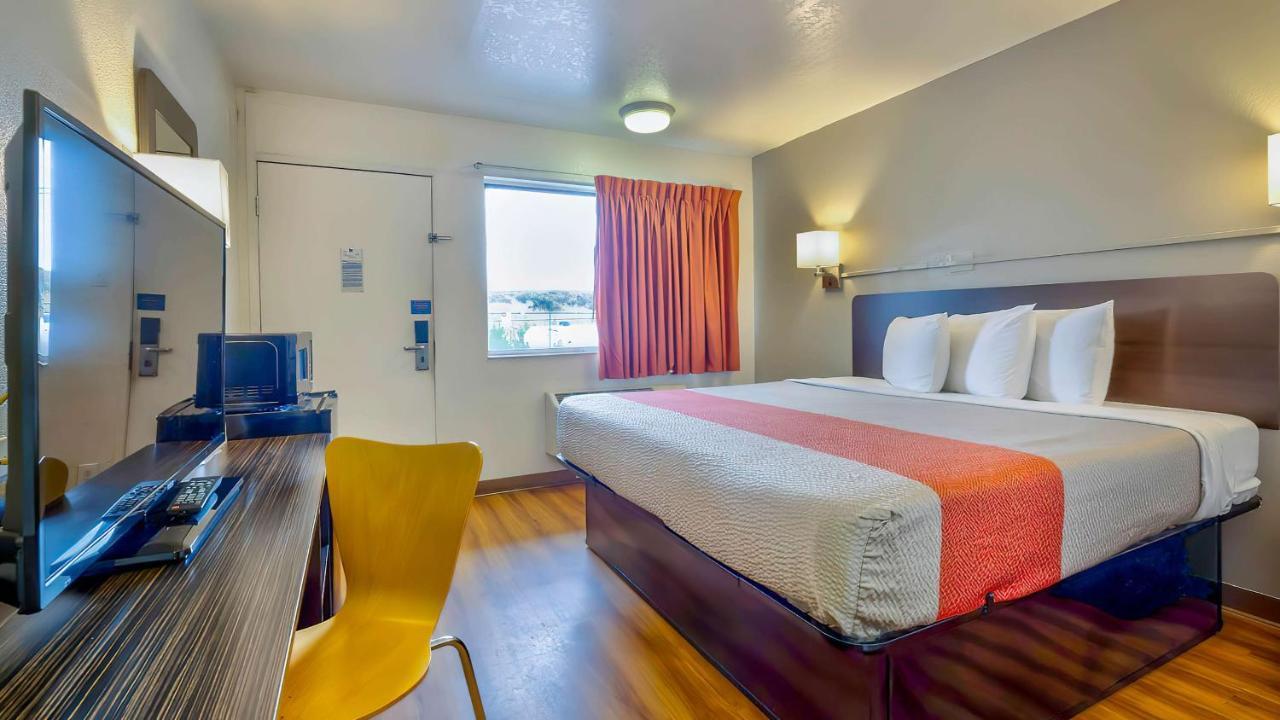 Hotel 6-santa Rosa, Nm
